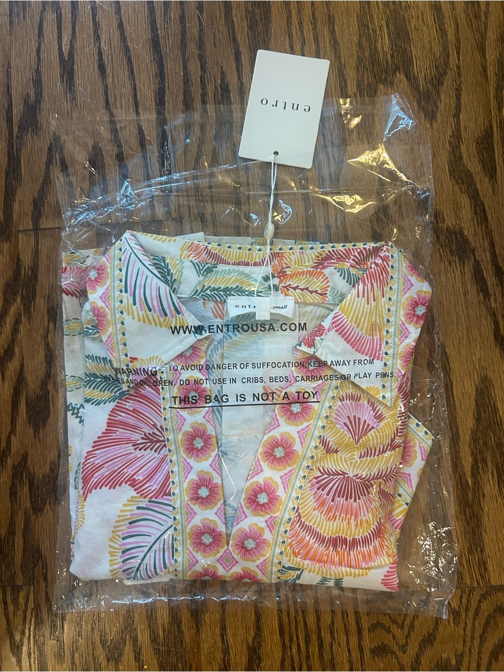 NWT entro Multicolor Floral Embroidered V-Neck Tunic